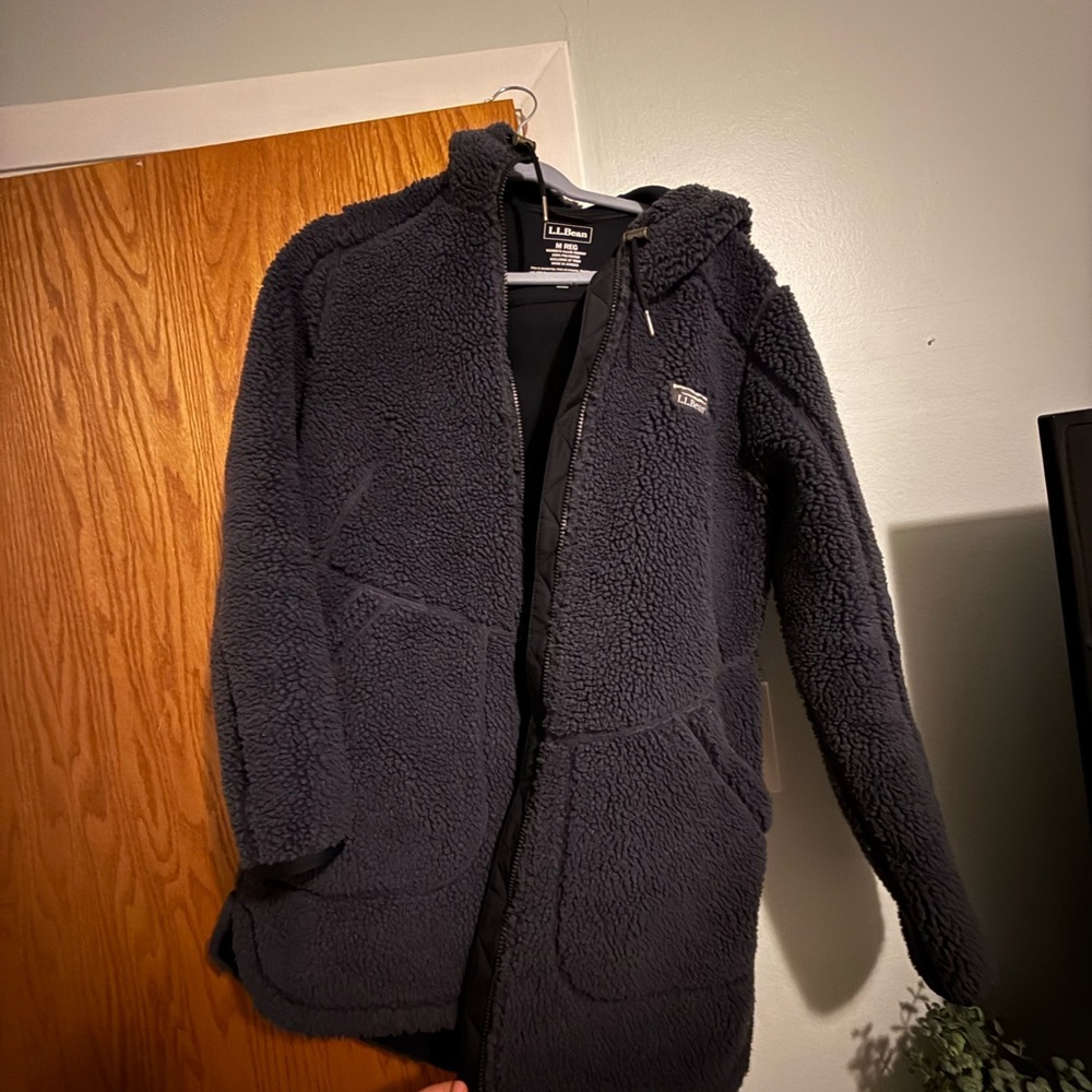 L.L. Bean Classic dark gray Fleece Jacket